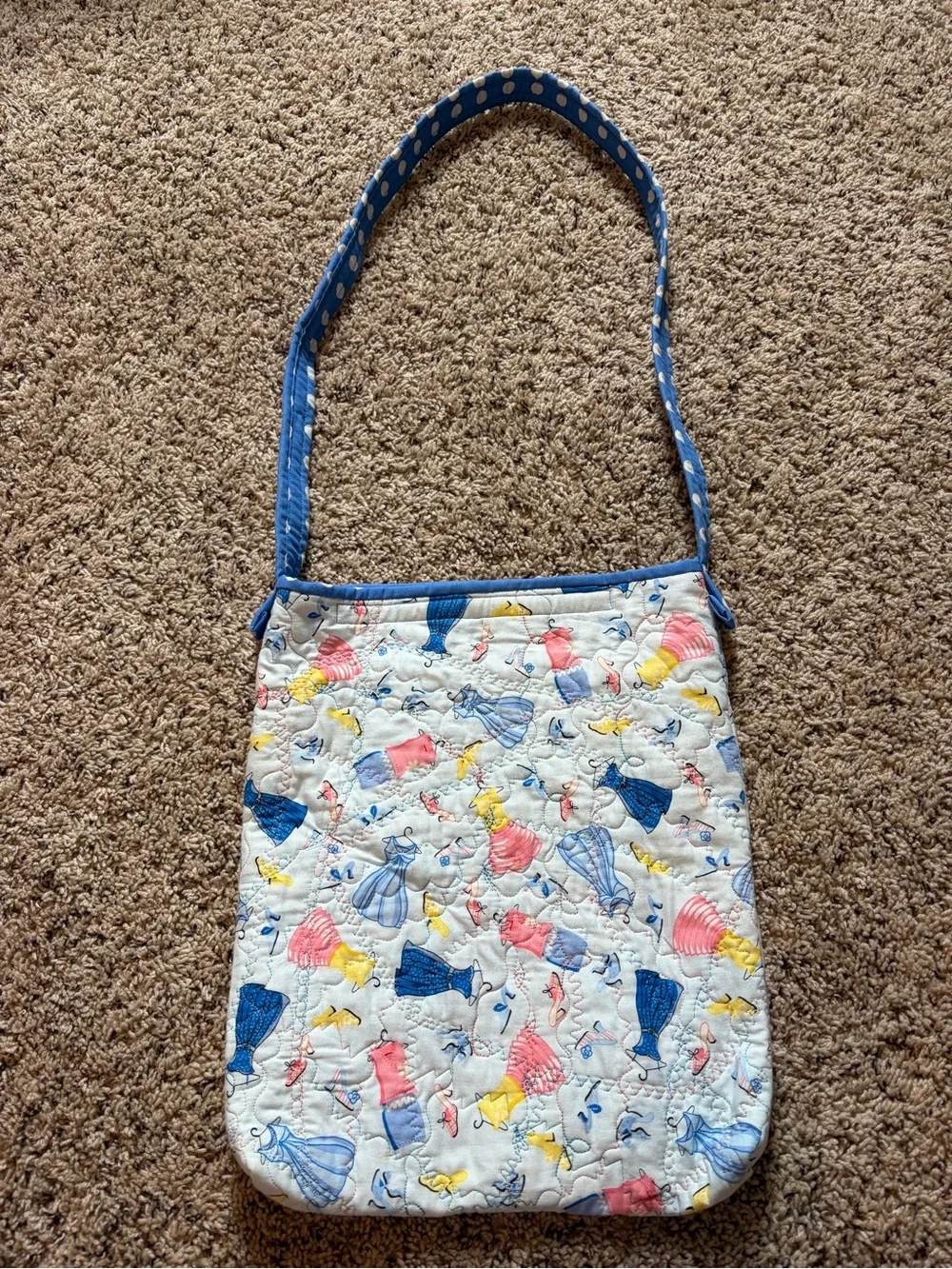 Quilted Blue & White Multicolor Dress Print Shoulder Bag